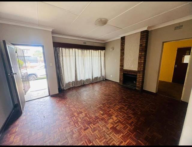 5 BEDROOM HOUSE FOR SALE IN BIRCHLEIGH